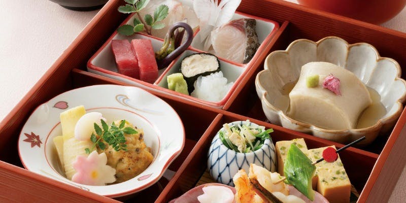 京懐石 美濃吉 心斎橋御堂筋店（みのきち）