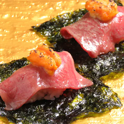 そのままでもおいしい黒毛和牛を贅沢に熟成