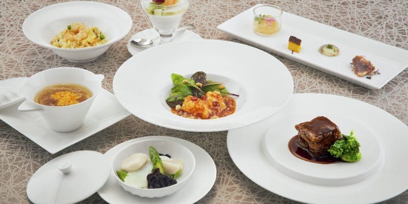 【ディナー】中國料理北京のフルコース＆和洋中のデザートを選べる