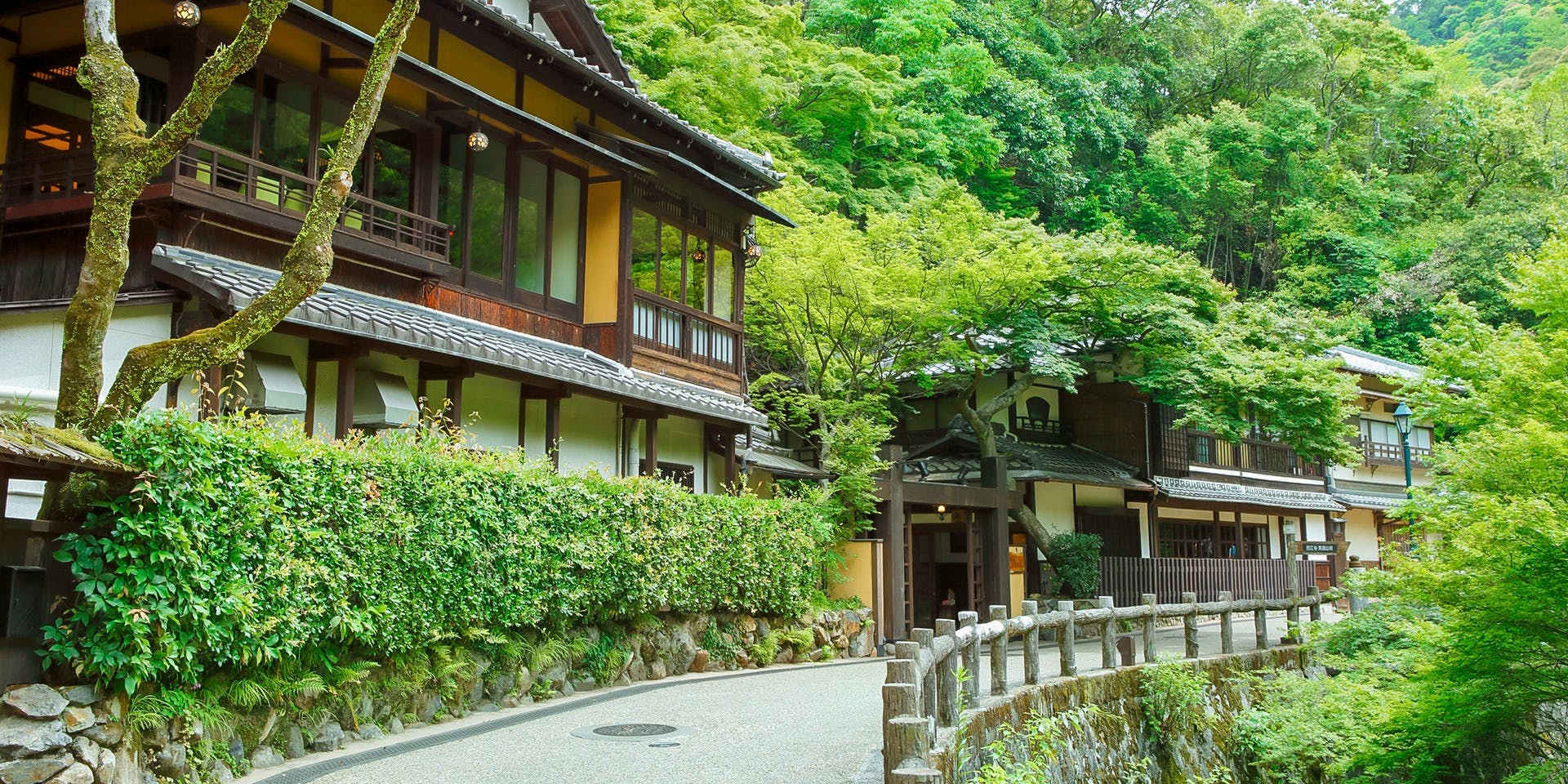 明治の森箕面 音羽山荘 - 画像4