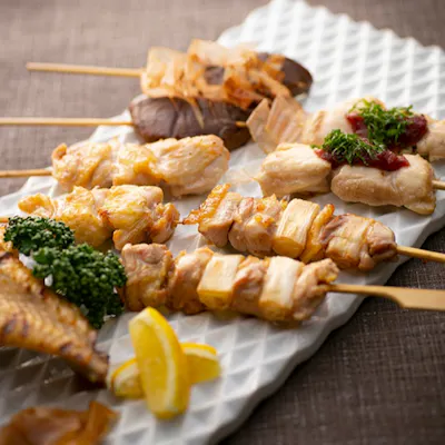 自慢の地鶏料理に舌鼓