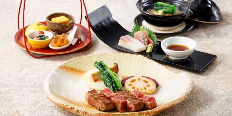【冬の味わいランチ】御造り、蟹飛龍頭、ステーキ、デザートなど全8品（阿波牛）