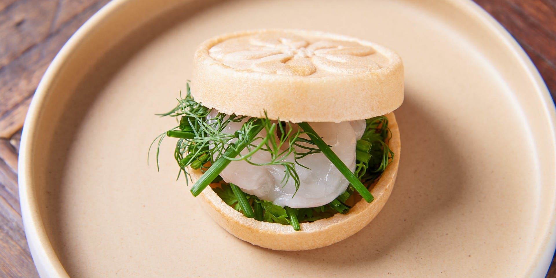 シャイニーアウル 表参道