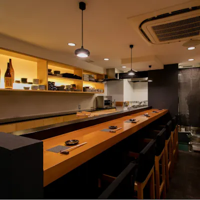 落ち着いた雰囲気の店内