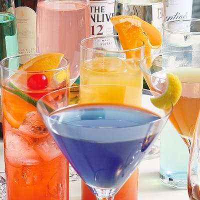 フレッシュフルーツを使ったオリジナルカクテル