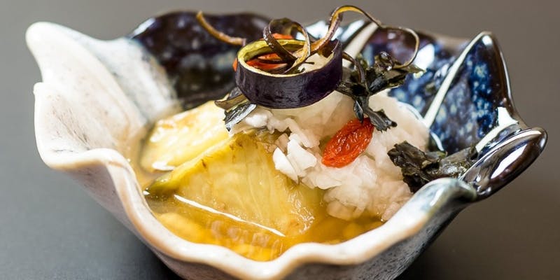 【ランチ】おまかせ握りコース【上】　～握り8貫と茶碗蒸しや焼物がついた全14品の鮨会席～＋乾杯付き