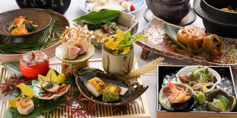 【忘年会・新年会】　個室確約・2.5時間飲み放題付き　豪華冬懐石