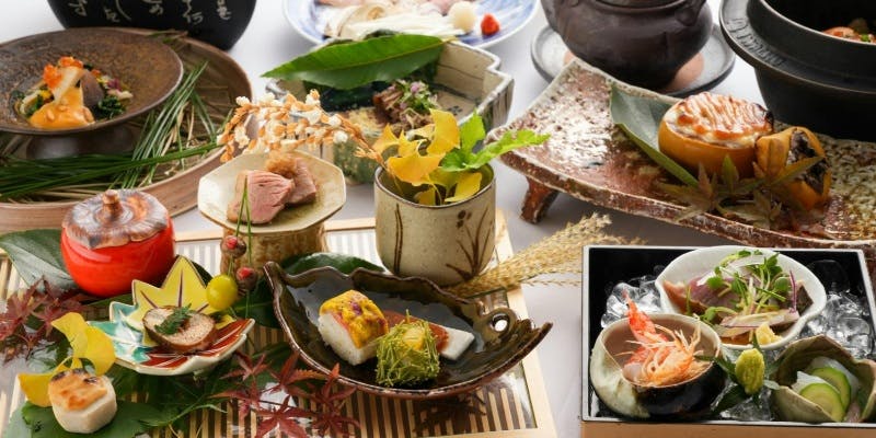 【忘年会・新年会】豪華冬懐石＋飲み放題付（個室確約）