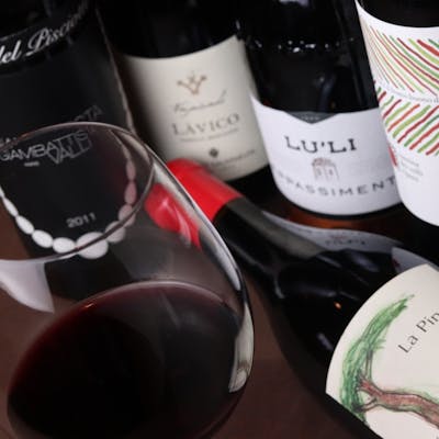 豊富に取りそろえるイタリア産ワイン