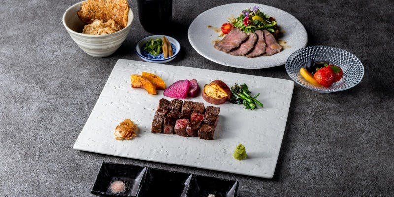 【尽】季節の食材と特選黒毛和牛サーロインステーキのコース＋スパークリング含む1ドリンク付き