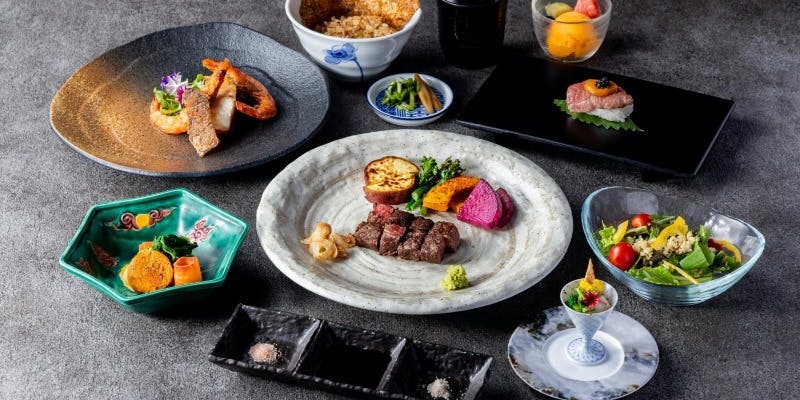 【雅】有頭海老と鮮魚、黒毛和牛赤身ステーキのコース＋スパークリング含む1ドリンク付き