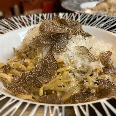 しゃきっと食感に驚く手打ち生パスタ
