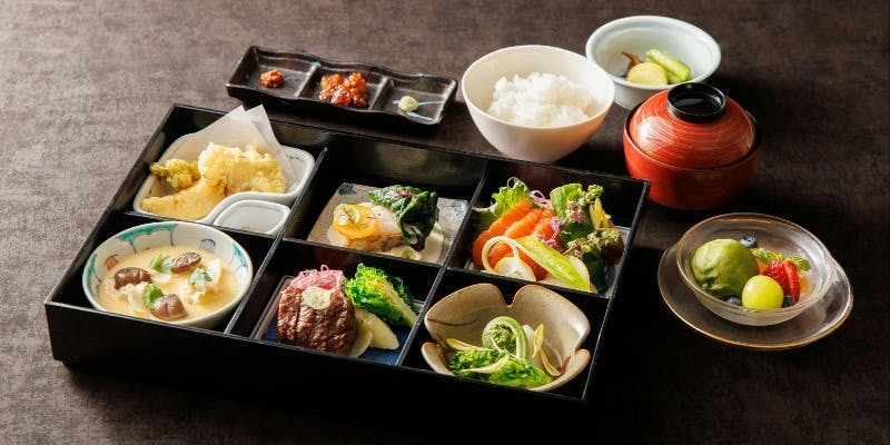 浅間御膳＋浅間山の絶景が広がる温泉