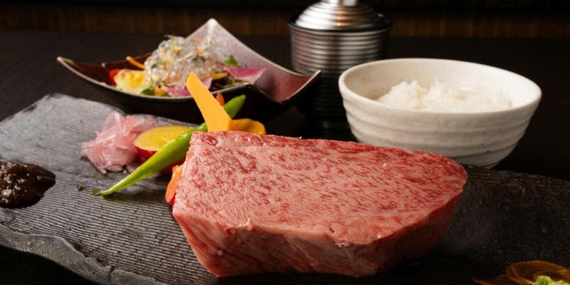 【神戸牛和ノ宮 北心斎橋店】ランチ限定神戸牛コース　神戸牛赤身80g・サラダ・スープ・ライス付き！