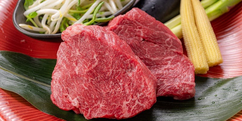 【神戸牛別格赤身ステーキコース】神戸牛肉寿司・神戸牛別格赤身ステーキ・デザート付き全8品