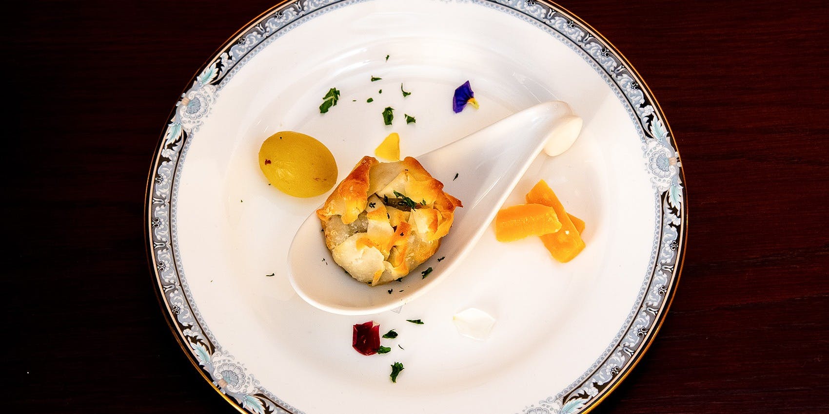 ワイン カーヴ レイズ（Wine Cave Raise）