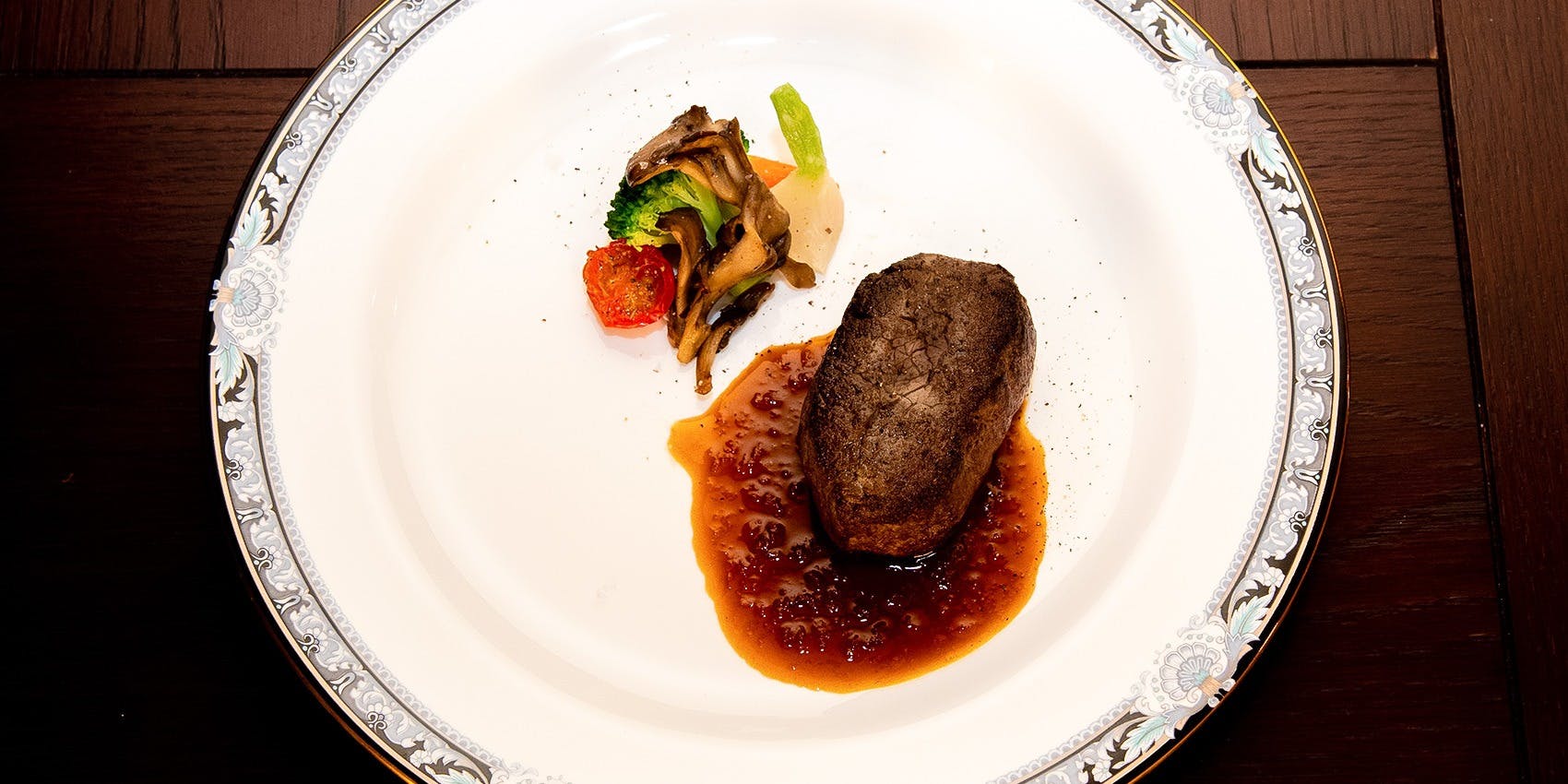 ワイン カーヴ レイズ（Wine Cave Raise）