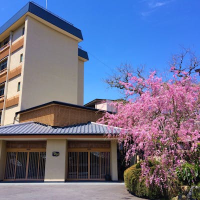 京の伝統が息づく館内