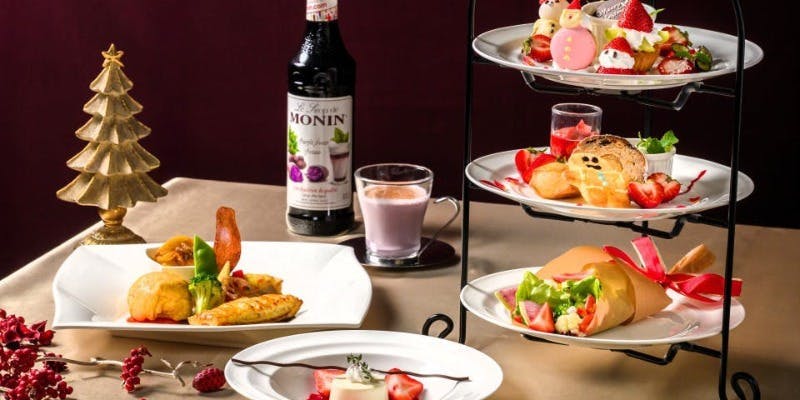 【3日前要予約】12月「ストロベリークリスマスアフターヌーンティー」フリーフロー付　6,600円
