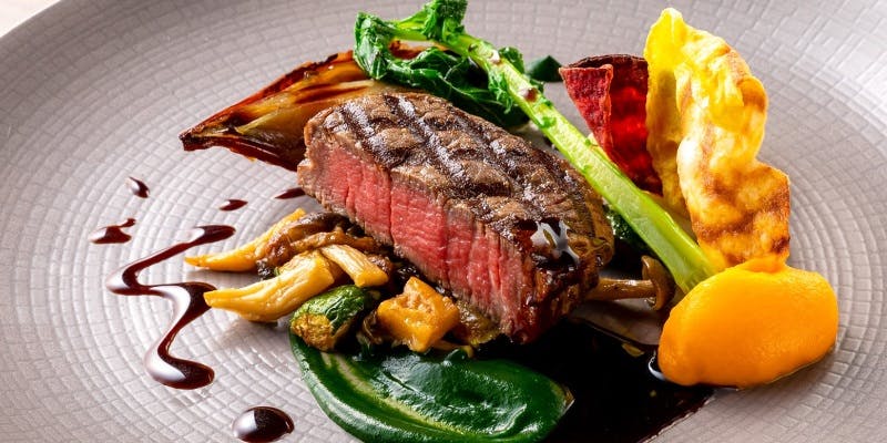北海道産牛ヒレ肉のグリエ 季節野菜添え　ジュのソース＋サイドブッフェ（1月）