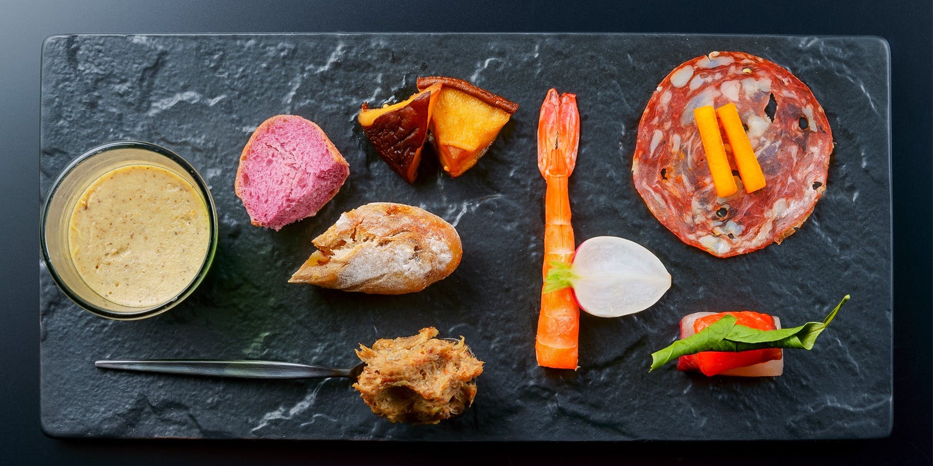 ザ ピーク（THE PEAK）