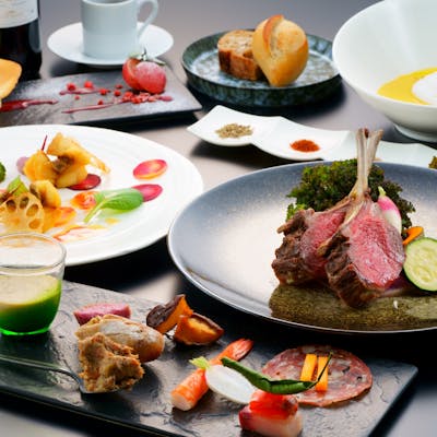 地元産の食材を活かした多彩な料理