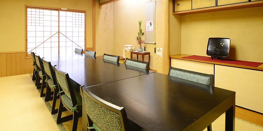 うなぎ ふぐ 懐石 日比野（うなぎ ふぐ かいせき ひびの）