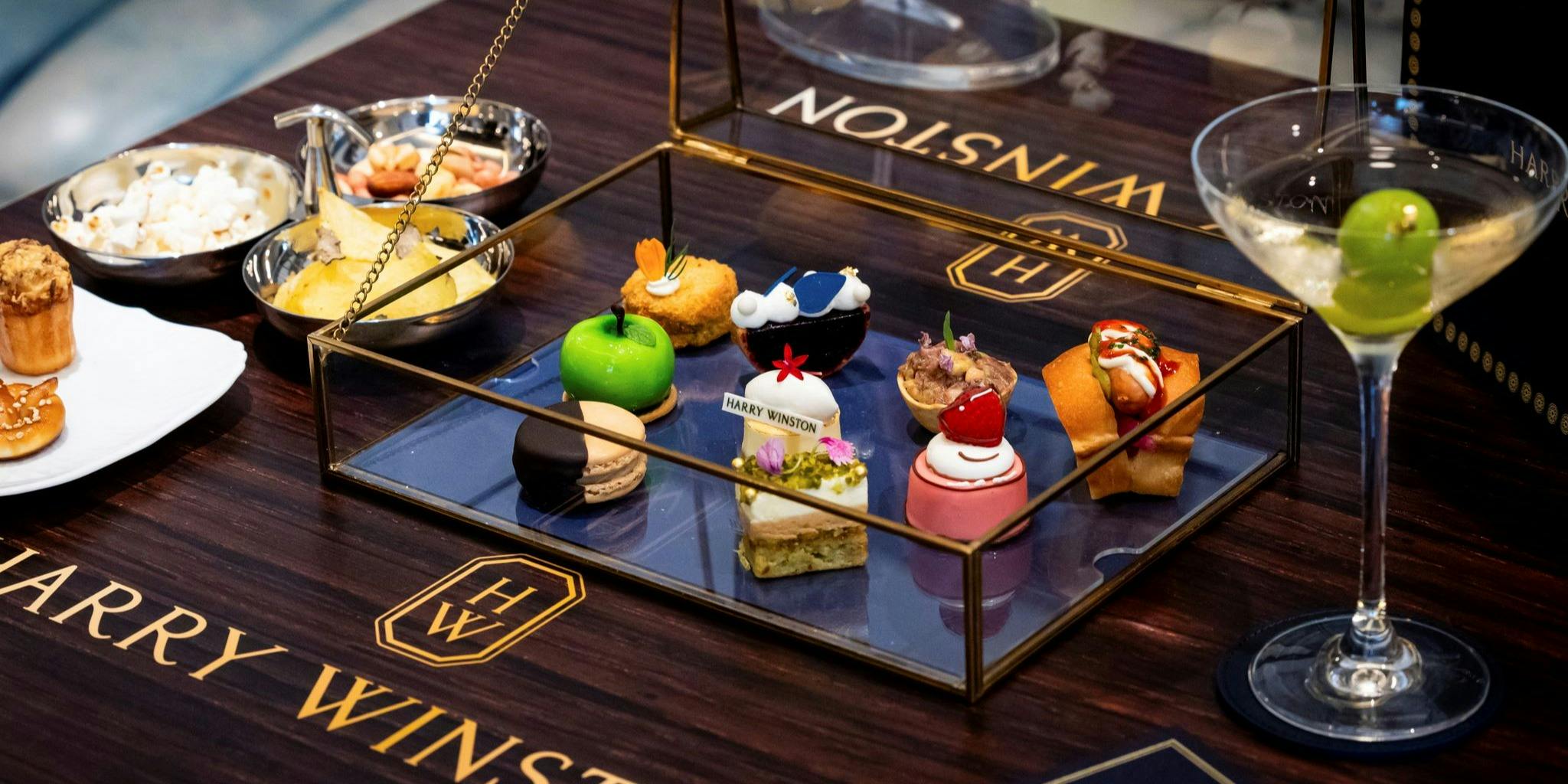 MIXup／W大阪 5/1～ Floral Symphony Afternoon Tea ティー