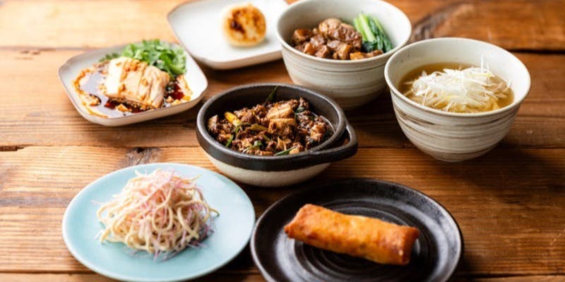 忘新年会【琥珀 KOHAKU】大人のための飲茶コース　全6品＋2時間飲み放題付き