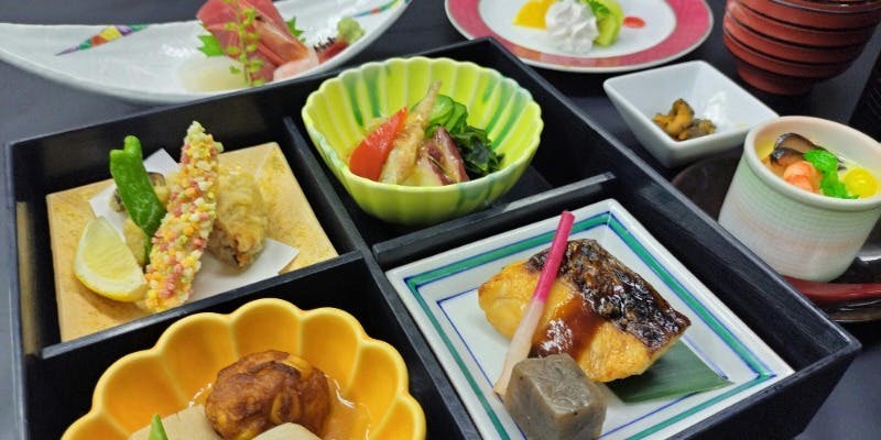 【松花堂（しょうかどう）】