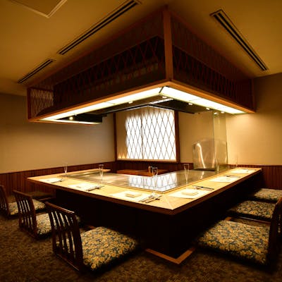 落ち着いた和モダンの空間
