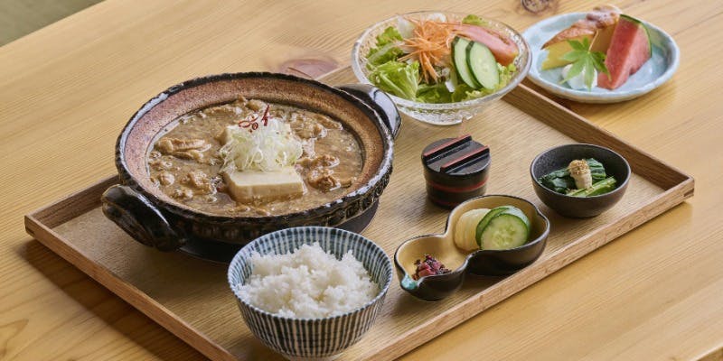 【国産牛モツ煮御膳】