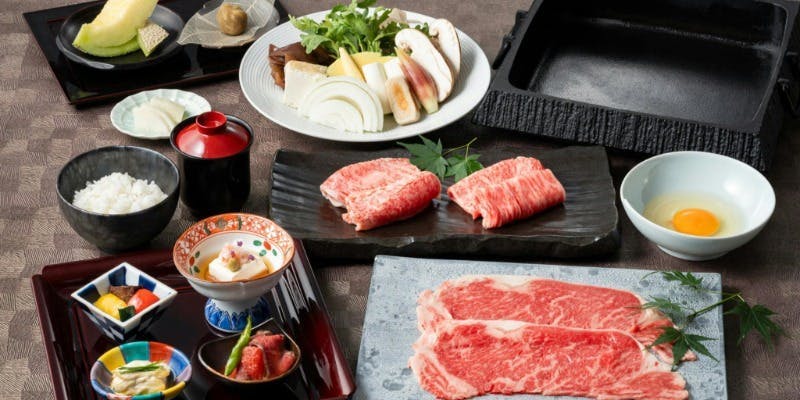 【すき焼き】富士（日本三大和牛と熊本あか牛の食べ比べ）