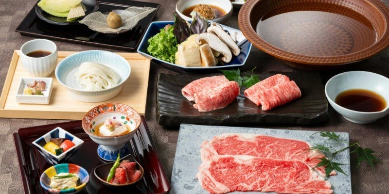 【しゃぶしゃぶ】富士（日本三大和牛と熊本あか牛の食べ比べ）