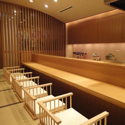 純和風、総畳敷きの落ち着く空間