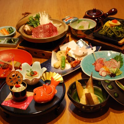 目にも美しい日本料理の数々