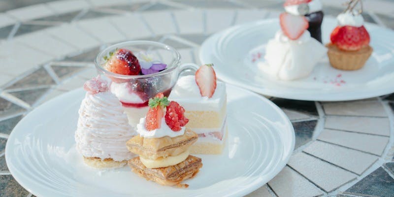 【1～2月　季節限定】　いちごフェアアフタヌーンティー＋2時間カフェフリー