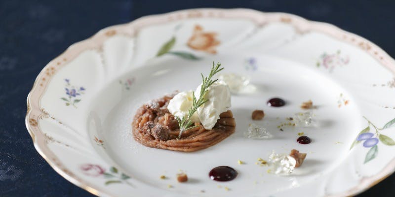 【平日限定】2025 Christmas Lunch　メインが選べるハーフコース！＋メインは肉料理