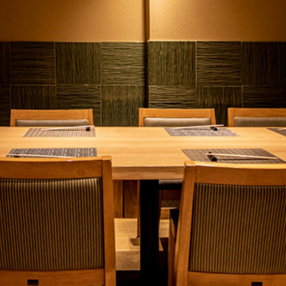 ランチ 難波 肉割烹 東山 ナンバ ニクカッポウ ヒガシヤマ 大阪難波 割烹 小料理 一休 Comレストラン