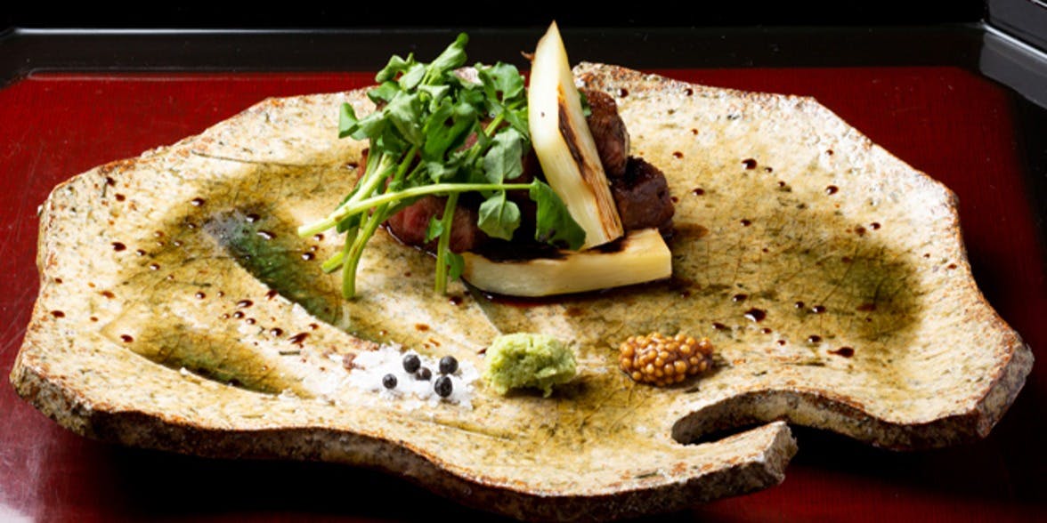 滋味 康月（ジミ コウゲツ）