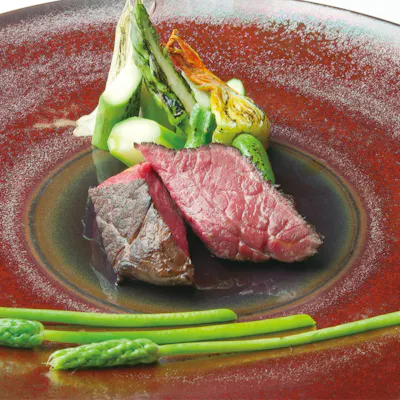 こだわりの食材とワイン