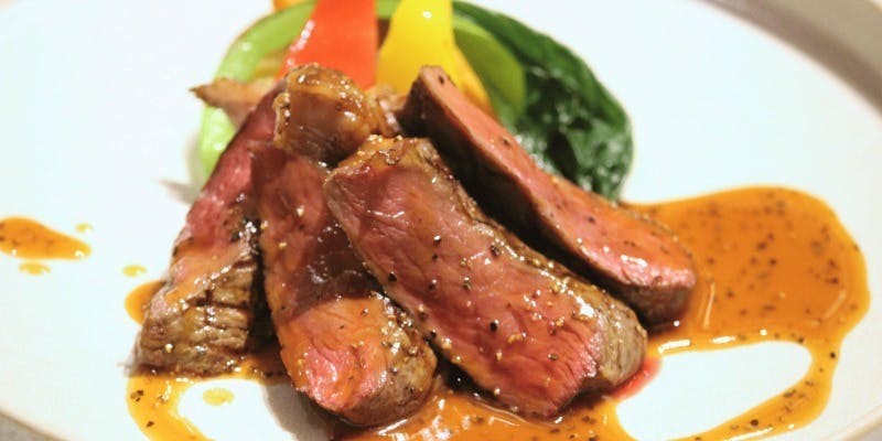 【12/1～】選べるメイン1種＋ブッフェ！コントレイルランチCコース＋ソフトドリンク飲み放題付き