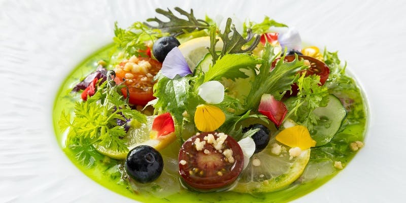 【THE Select 選べるメイン2品】創作ビュッフェ・スープバー・ドリンクバー付き人気ランチ（11時入店）