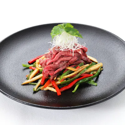 当店のスペシャリテ【青椒牛肉絲(チンジャオロース)】