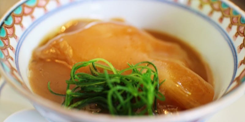 【プレミアムランチ】ゲストを魅了する「フカヒレ」の上海風煮込み　ハマグリの中華ボンゴレを満喫