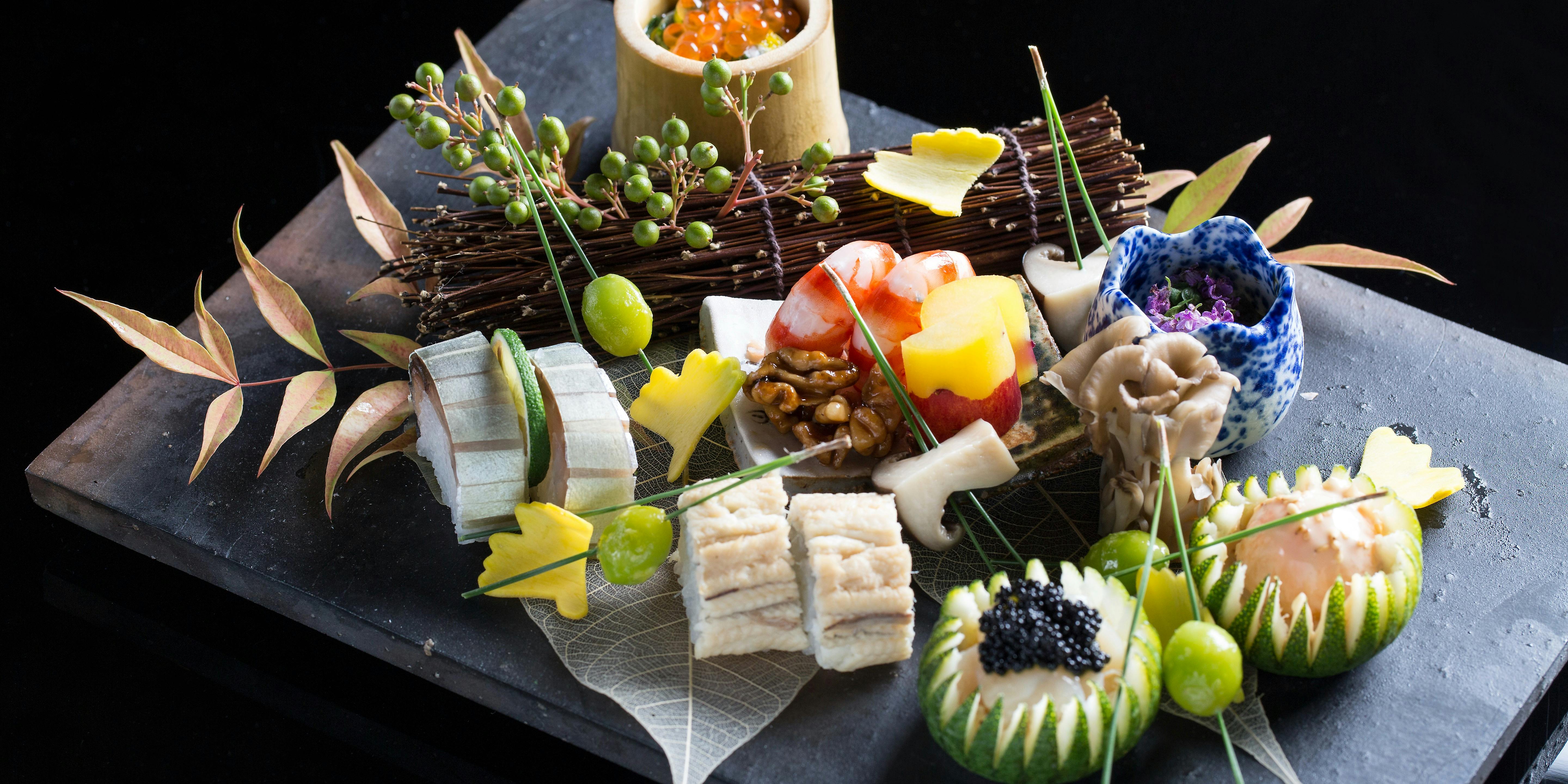 日本料理 こもりく