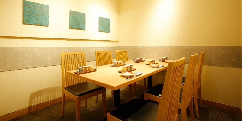 2023年 最新】東京証券取引所周辺の美味しいディナー30店！夜ご飯におすすめな人気店