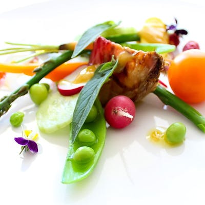 厳選した素材と最高の料理法で記憶に残る料理を