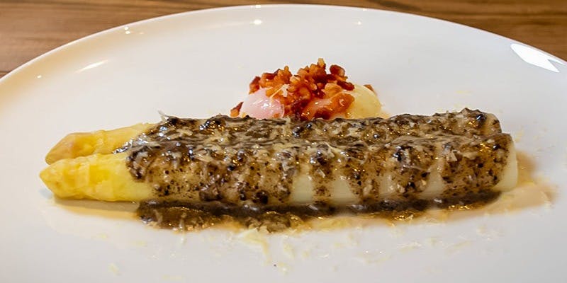 ユヌ パンセ（UNE PINCÉE）