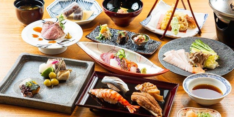 お昼のコース　厳選江戸前鮨と日本料理